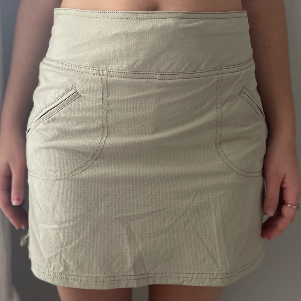 Women’s Athleta Skort